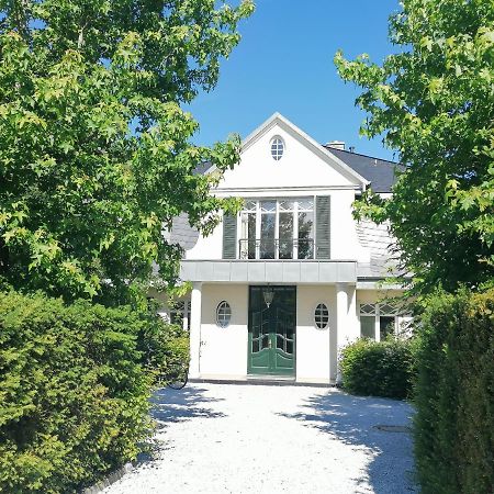 Doppelzimmer Gartenblick Villa Julian Aurich Eksteriør bilde